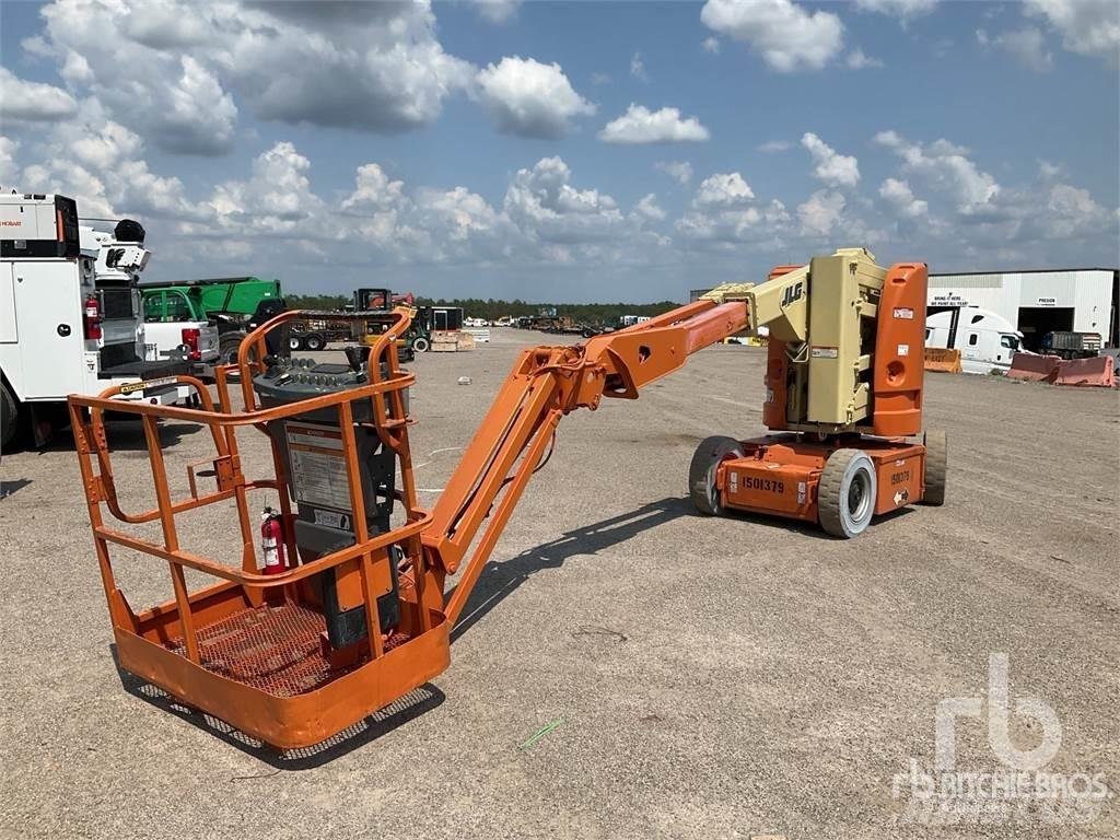 JLG E300 AJP ブームリフト　屈伸型