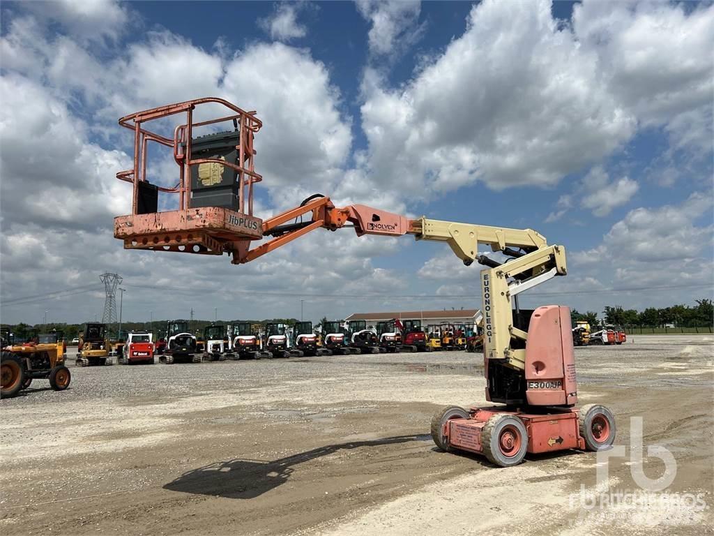 JLG E300AJP ホイスト、ウインチ、エレベーター