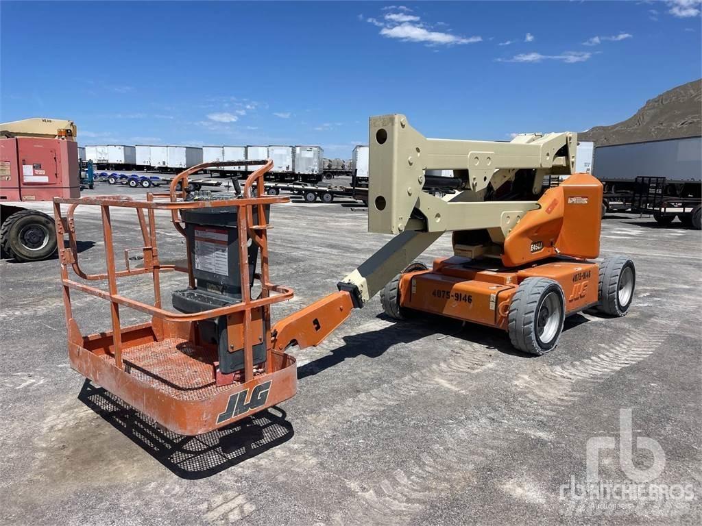JLG E450A ブームリフト　屈伸型