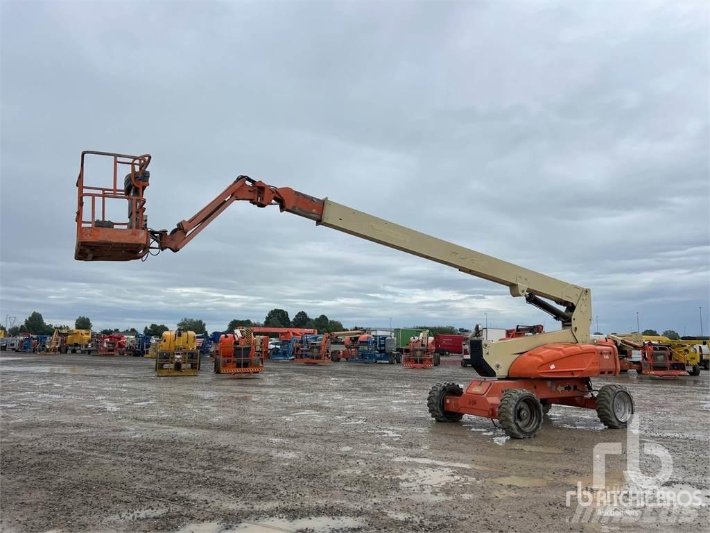 JLG E600JP ブームリフト　屈伸型