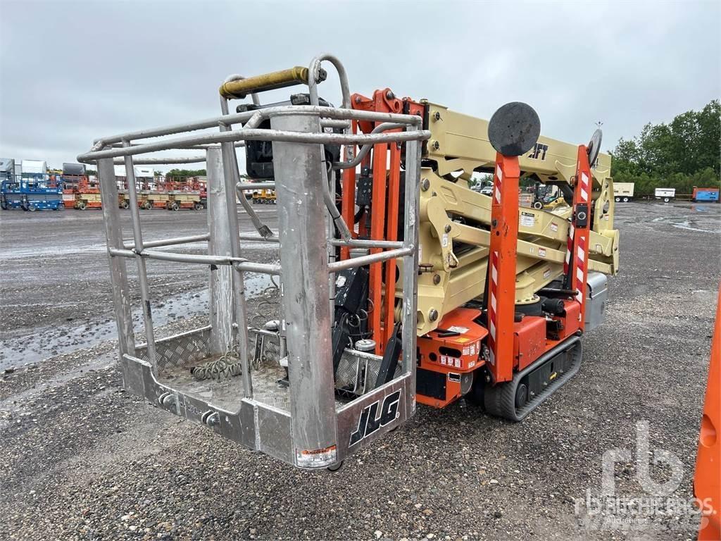 JLG X600AJ ブームリフト　屈伸型