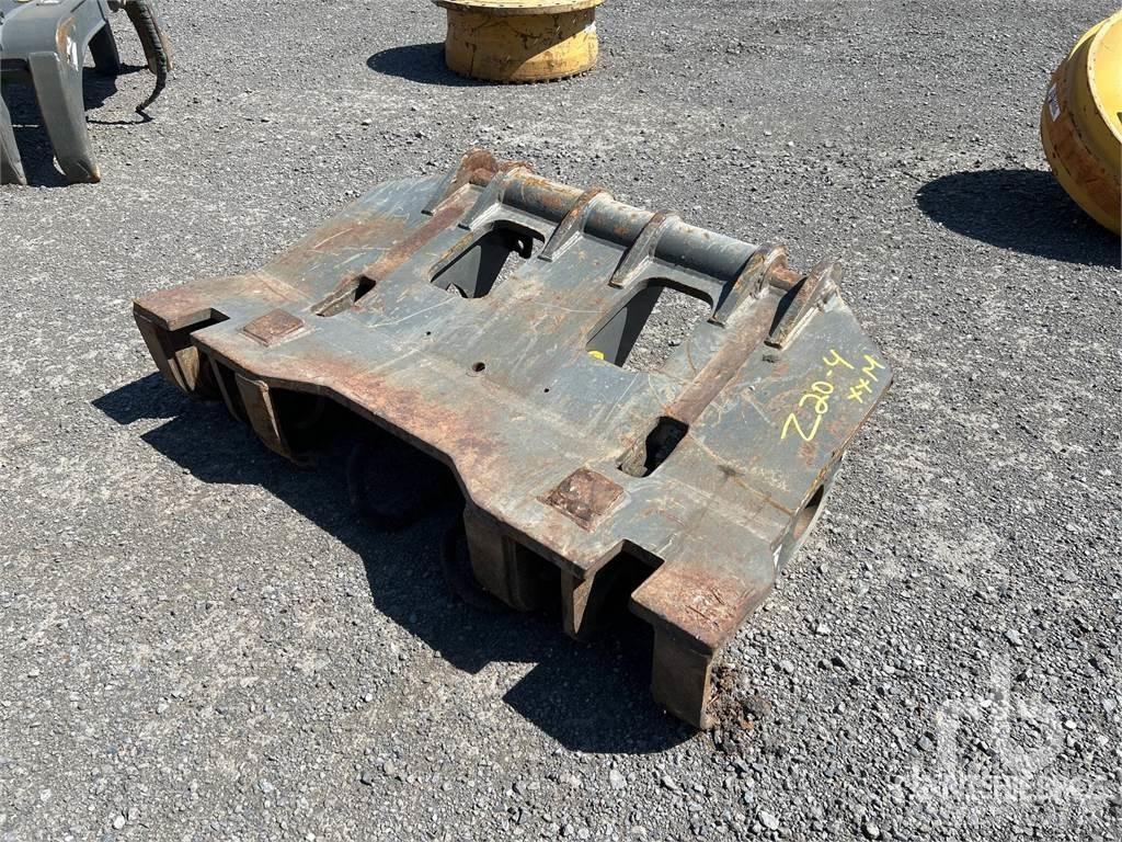 JRB Hydraulic クイックヒッチ