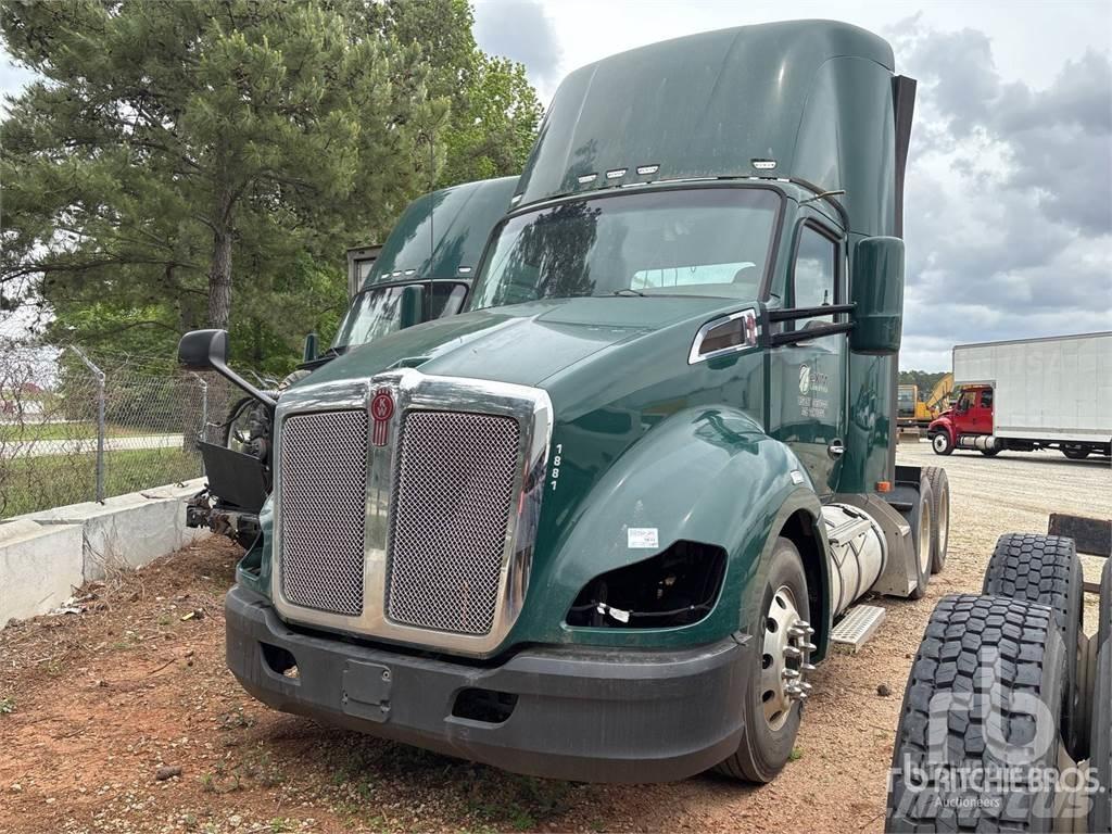 Kenworth T-680 中古トラクターヘッド | トレーラーヘッド
