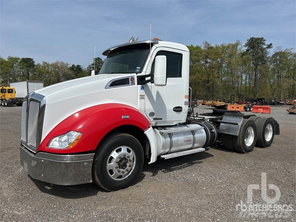 Kenworth T-680 中古トラクターヘッド | トレーラーヘッド