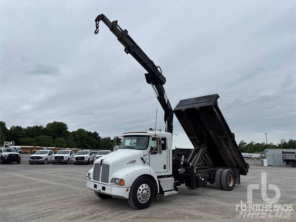 Kenworth T300 クレーントラック、ユニック車