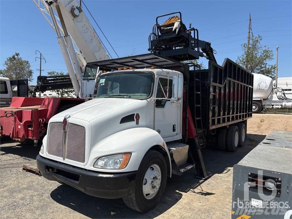 Kenworth T370 クレーントラック、ユニック車