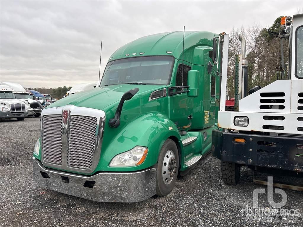 Kenworth T680 中古トラクターヘッド | トレーラーヘッド