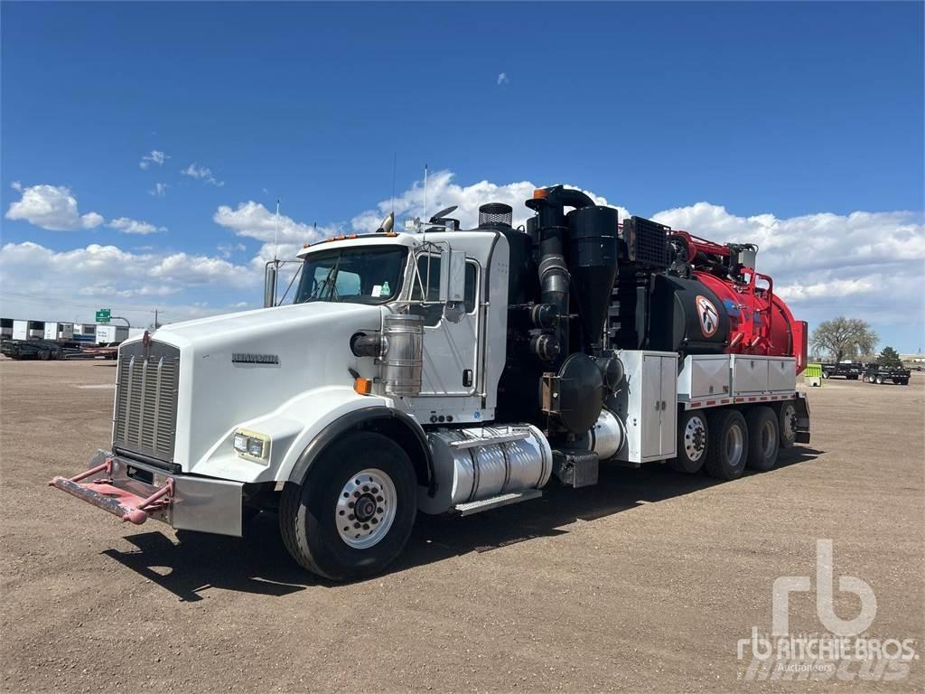 Kenworth T800 コンバイン／バキュームトラック