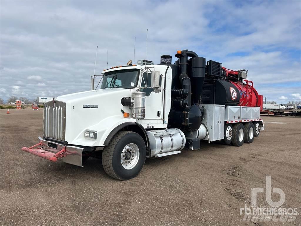 Kenworth T800 コンバイン／バキュームトラック