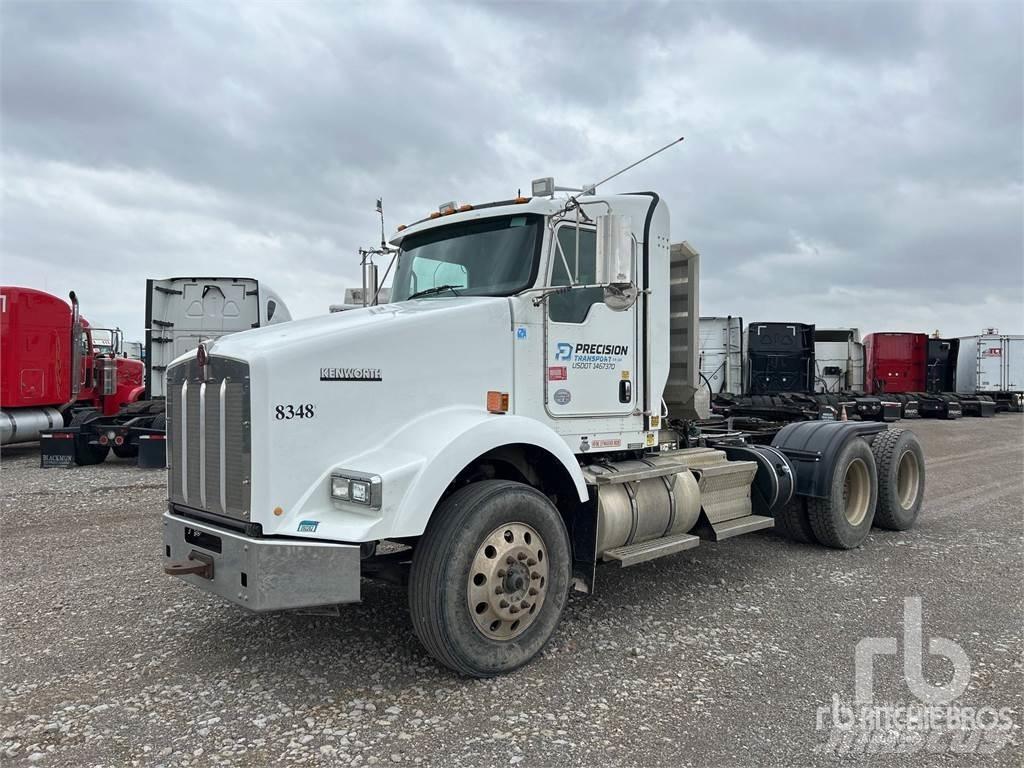 Kenworth T800 中古トラクターヘッド | トレーラーヘッド