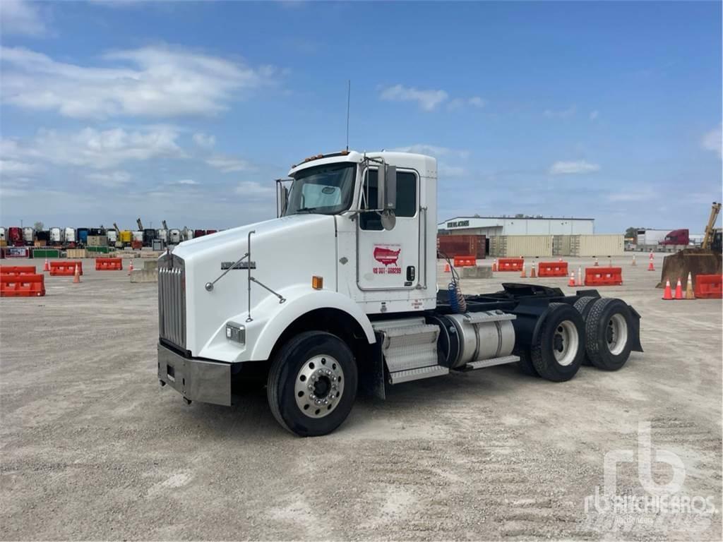 Kenworth T800 中古トラクターヘッド | トレーラーヘッド