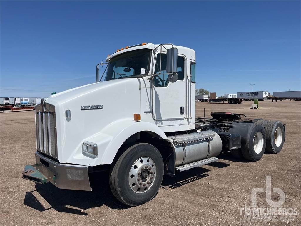 Kenworth T800 中古トラクターヘッド | トレーラーヘッド