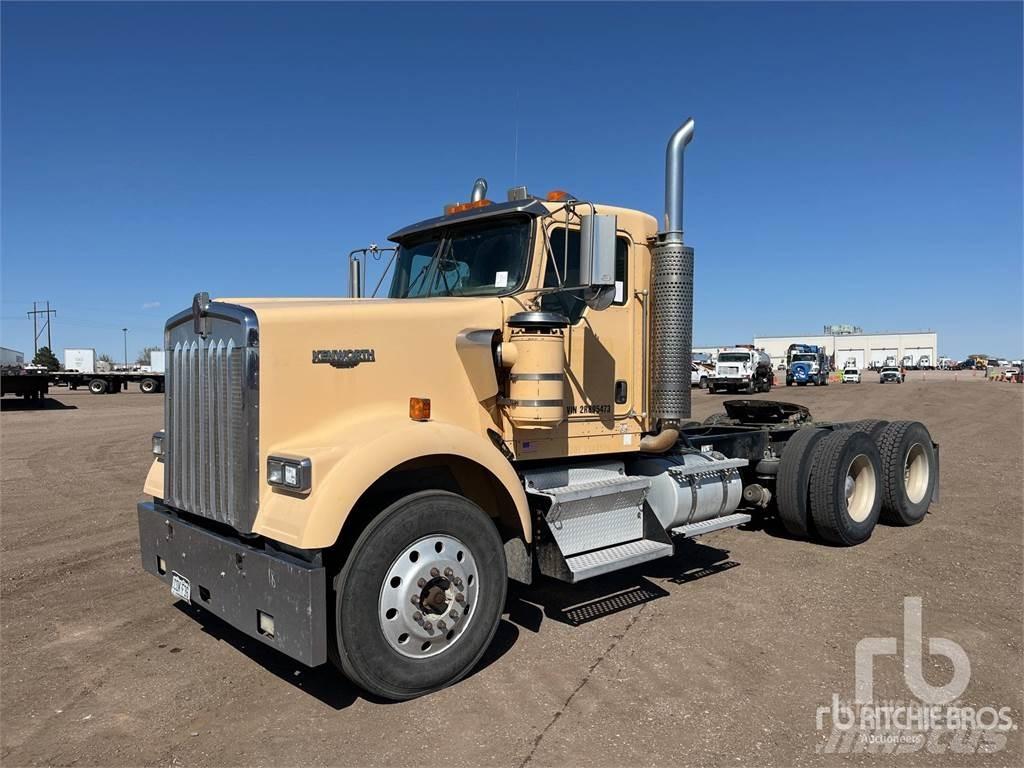 Kenworth W900 中古トラクターヘッド | トレーラーヘッド