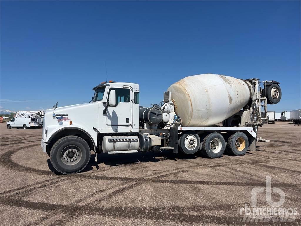 Kenworth W900 ミキサー車