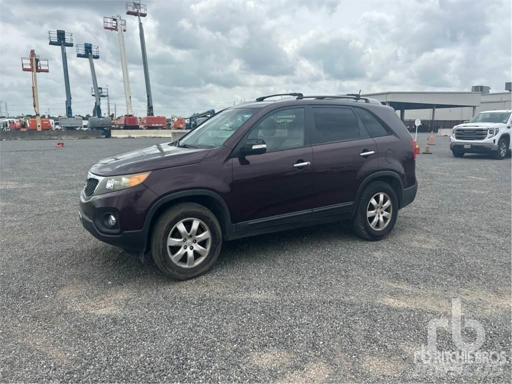 Kia SORENTO 自動車