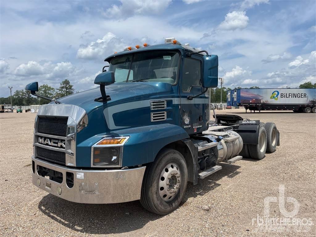 Mack AN64T 中古トラクターヘッド | トレーラーヘッド