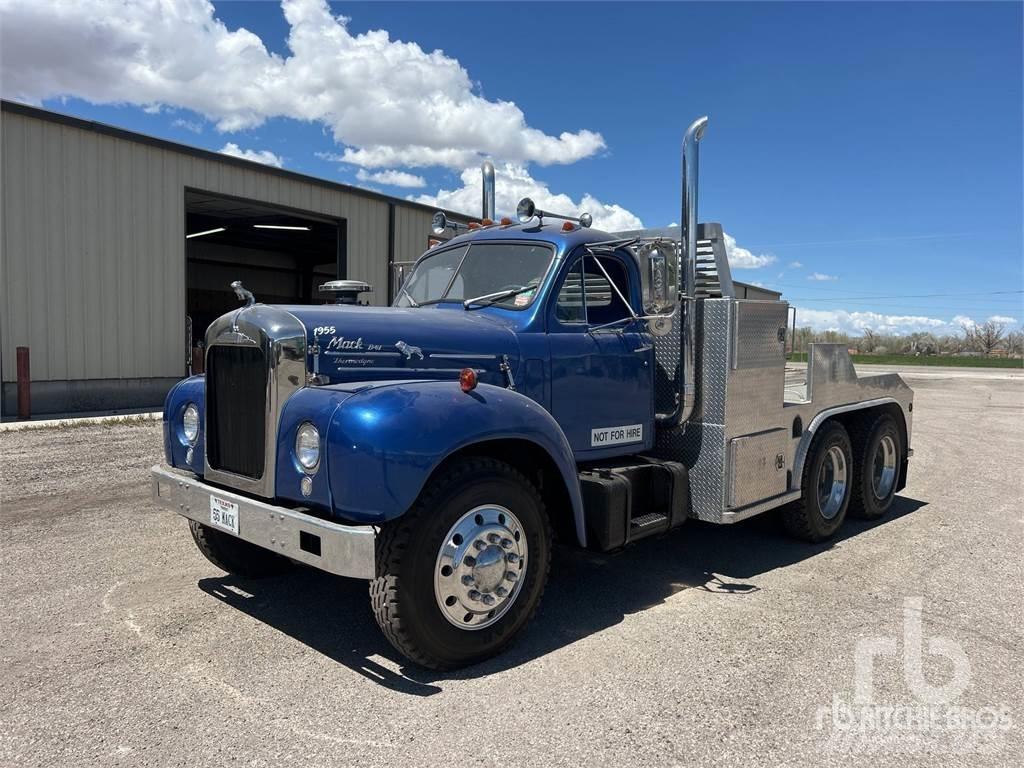 Mack B61 平ボディー