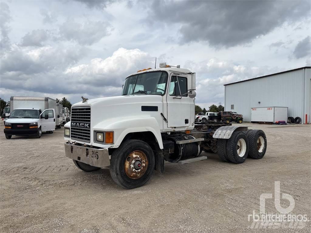 Mack CH613 中古トラクターヘッド | トレーラーヘッド