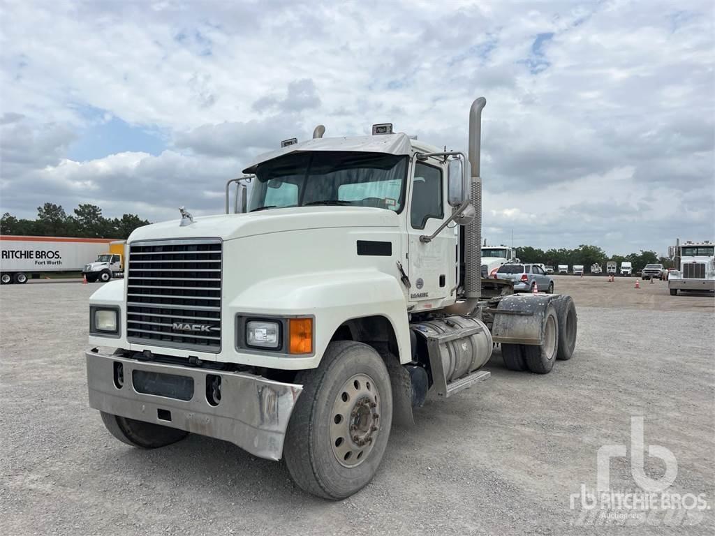 Mack CHU613 中古トラクターヘッド | トレーラーヘッド