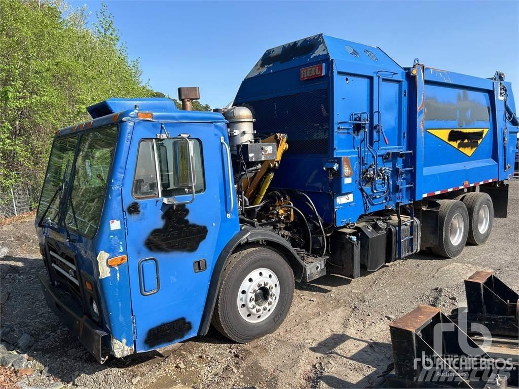Mack LEU613 塵芥車、パッカー車