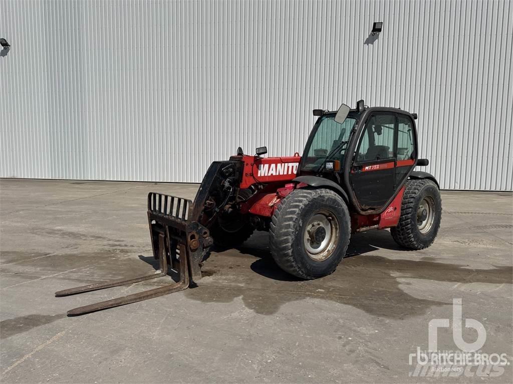 Manitou MT732 テレスコーピックハンドラー