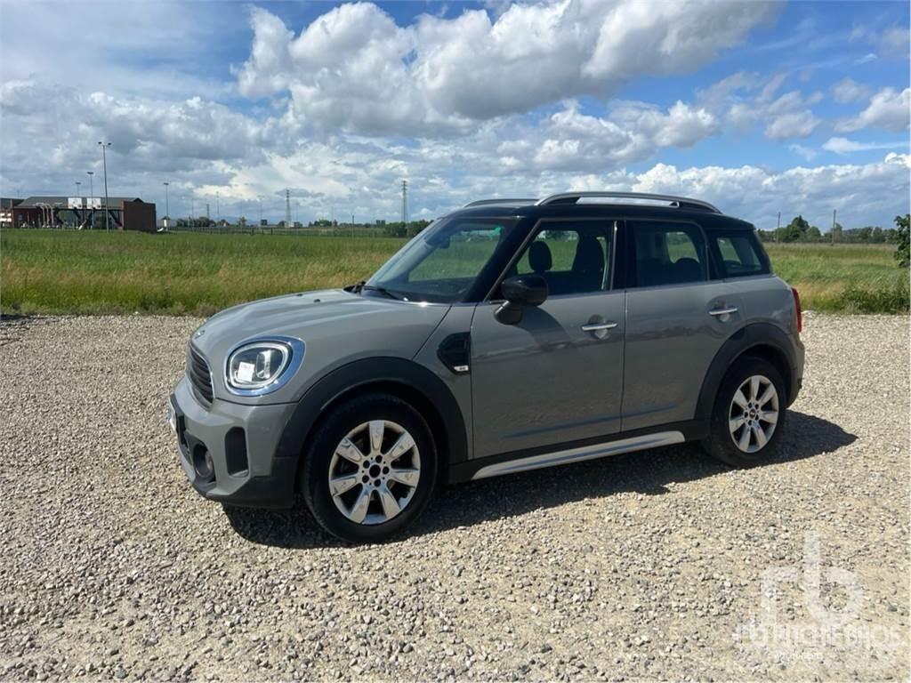 Mini COUNTRYMAN 自動車