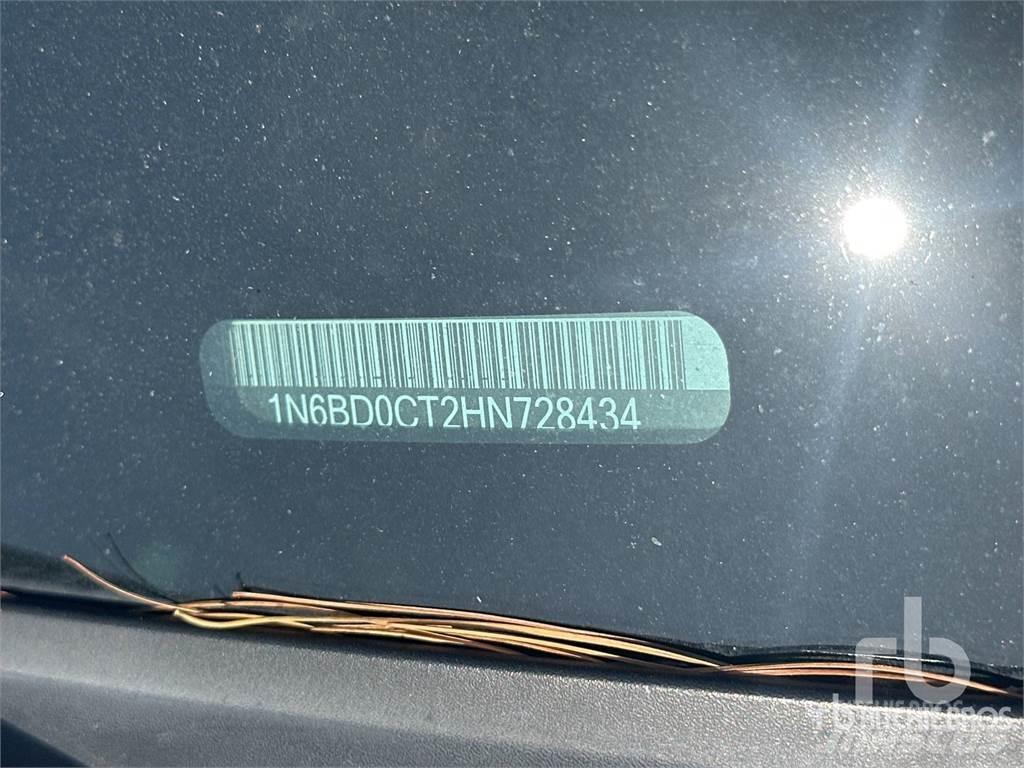 Nissan FRONTIER ピックアップ／ドロップサイド