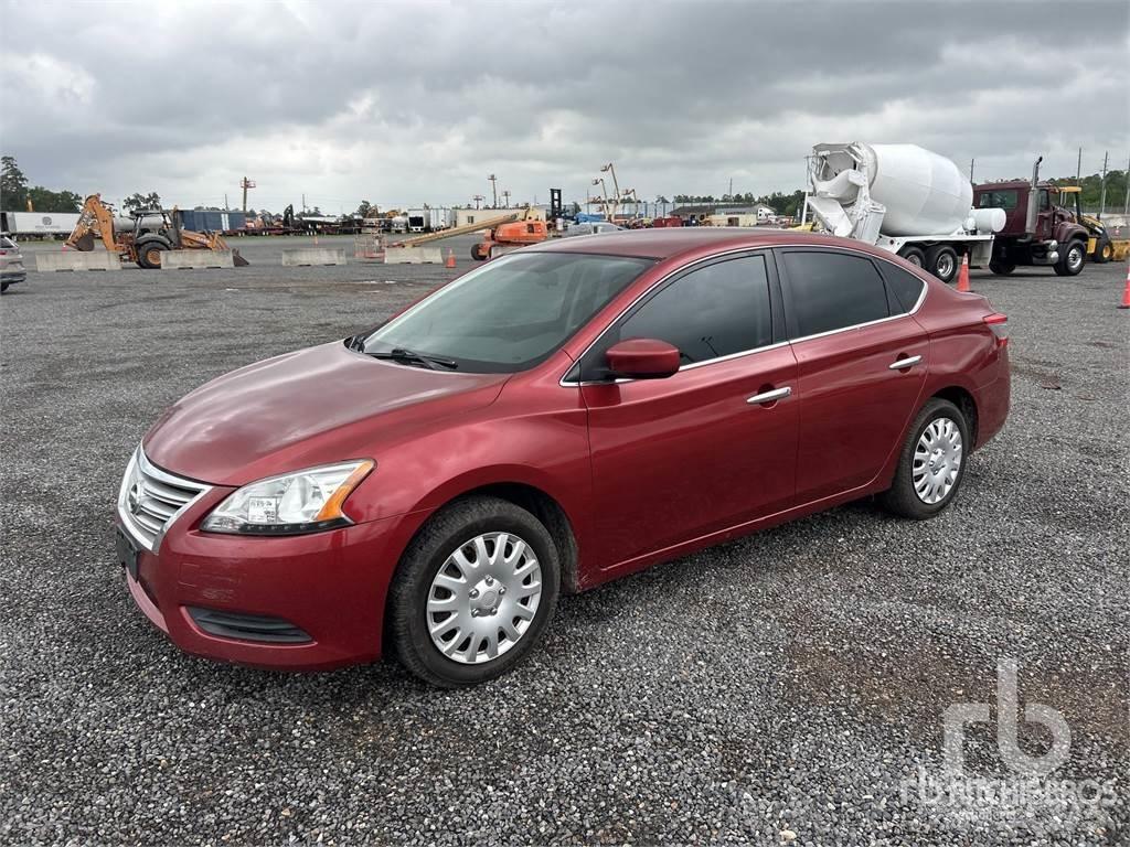 Nissan SENTRA 自動車