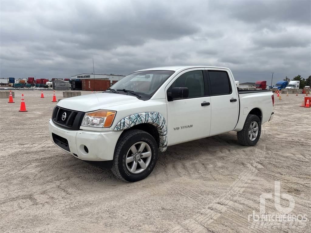 Nissan TITAN ピックアップ／ドロップサイド