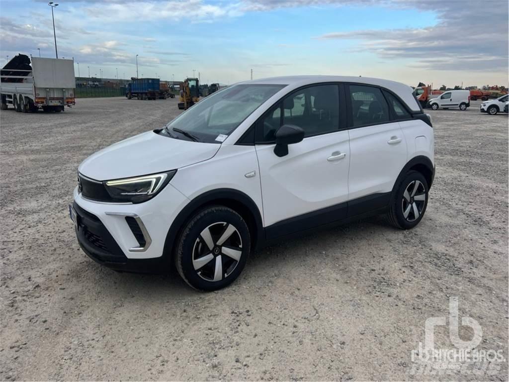 Opel CROSSLAND ピックアップ／ドロップサイド