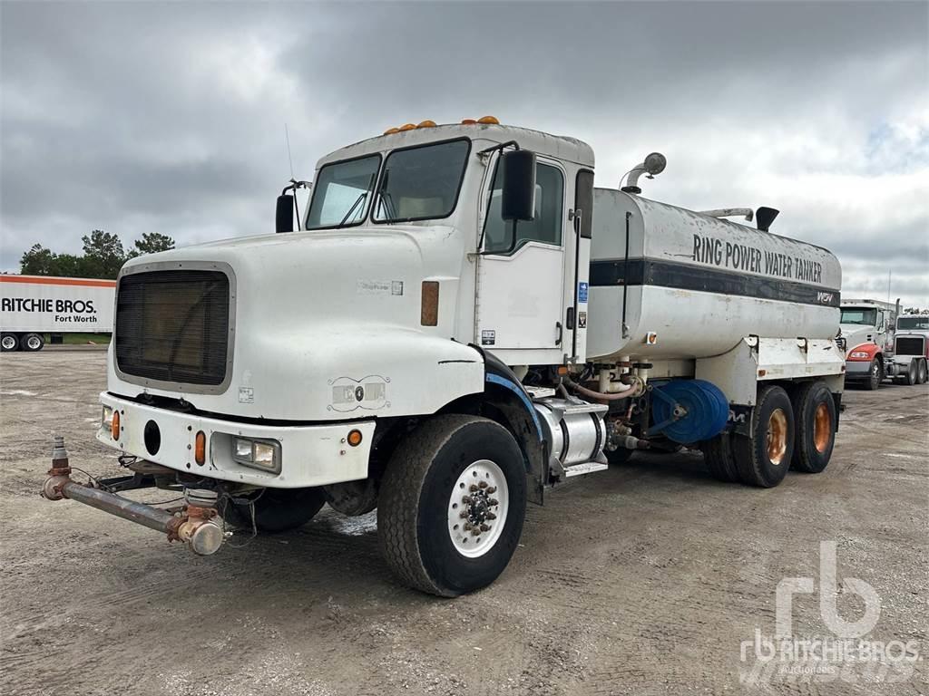 Oshkosh F2346 給水車
