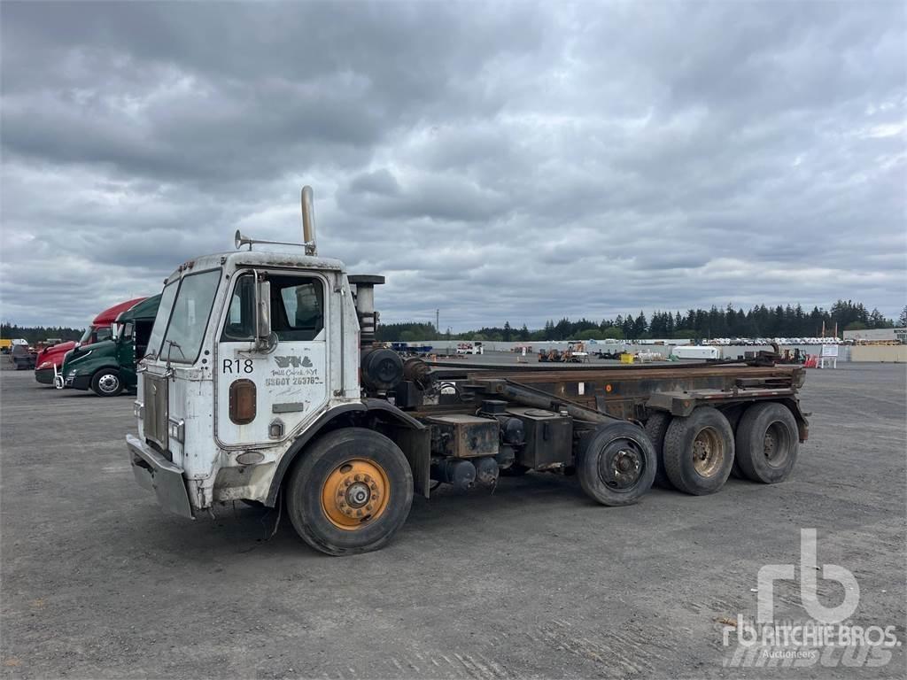 Peterbilt 320 ケーブルリフト着脱式トラック