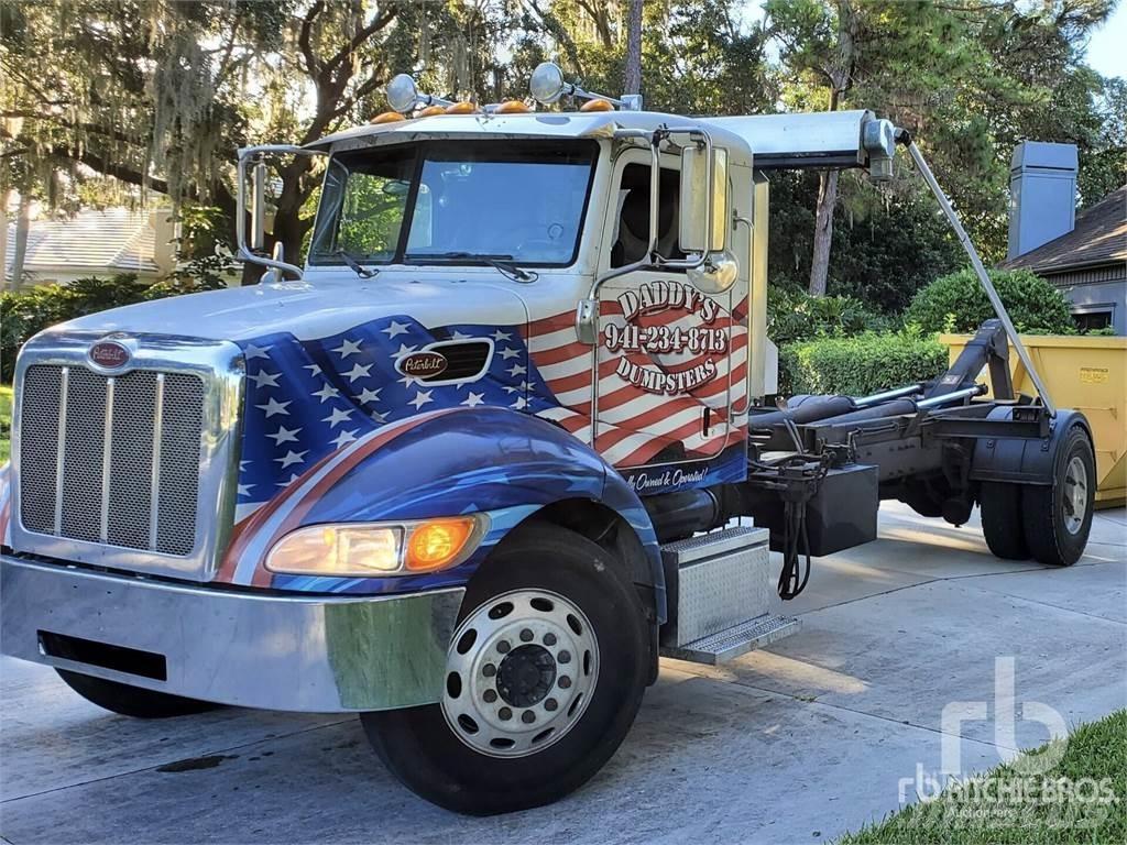 Peterbilt 335 アームロール
