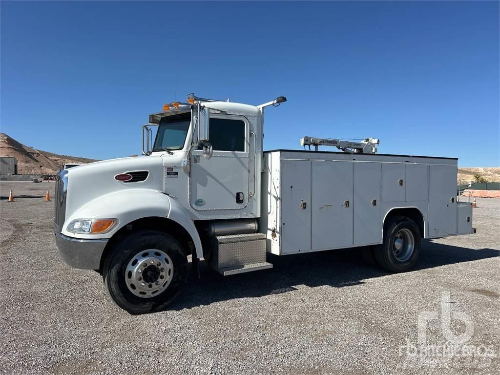 Peterbilt 335 多目的／汎用車両