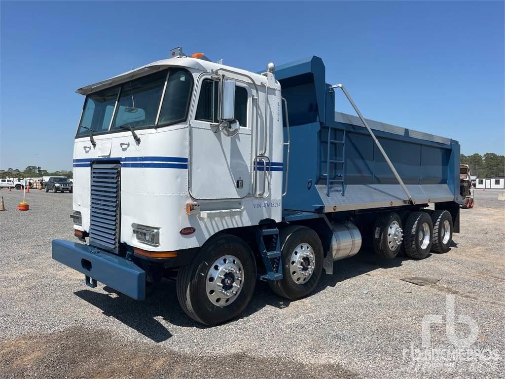 Peterbilt 362 ダンプ