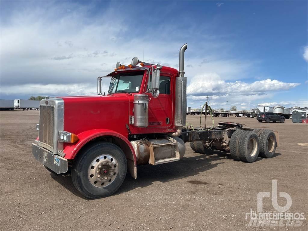Peterbilt 379 中古トラクターヘッド | トレーラーヘッド
