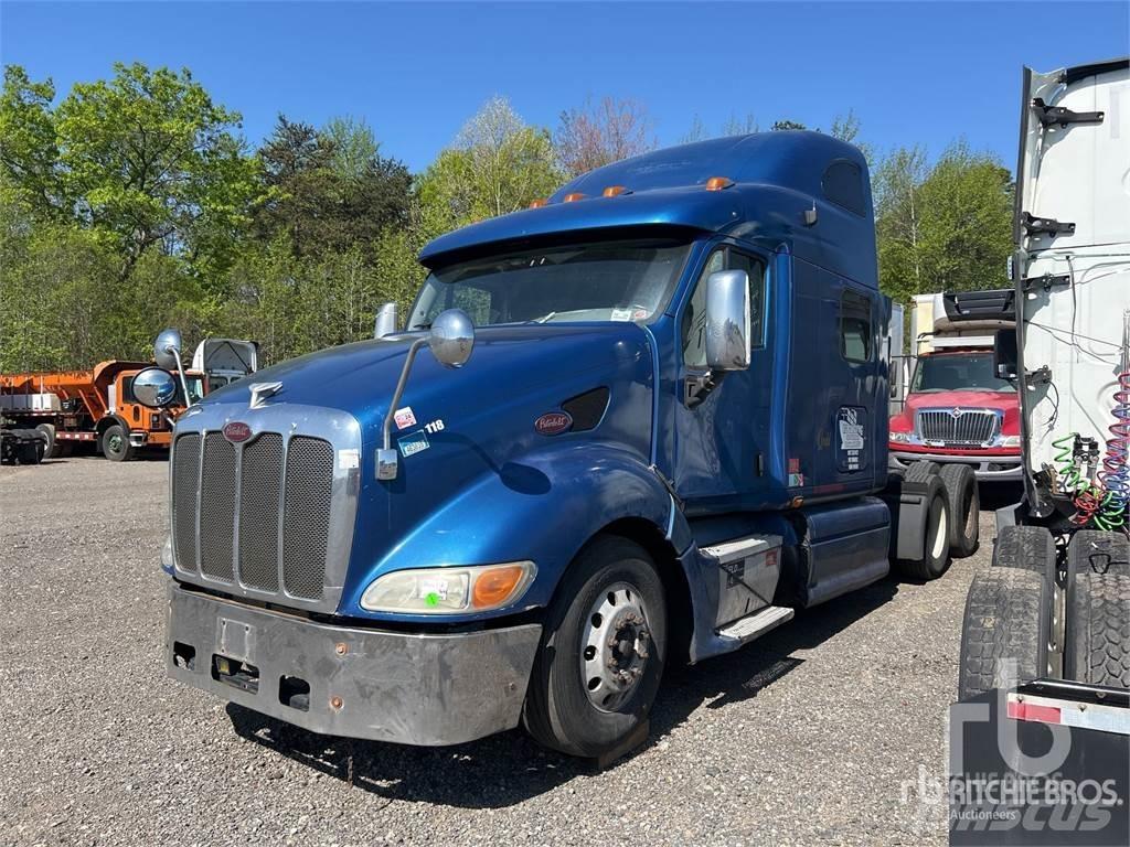 Peterbilt 387 中古トラクターヘッド | トレーラーヘッド