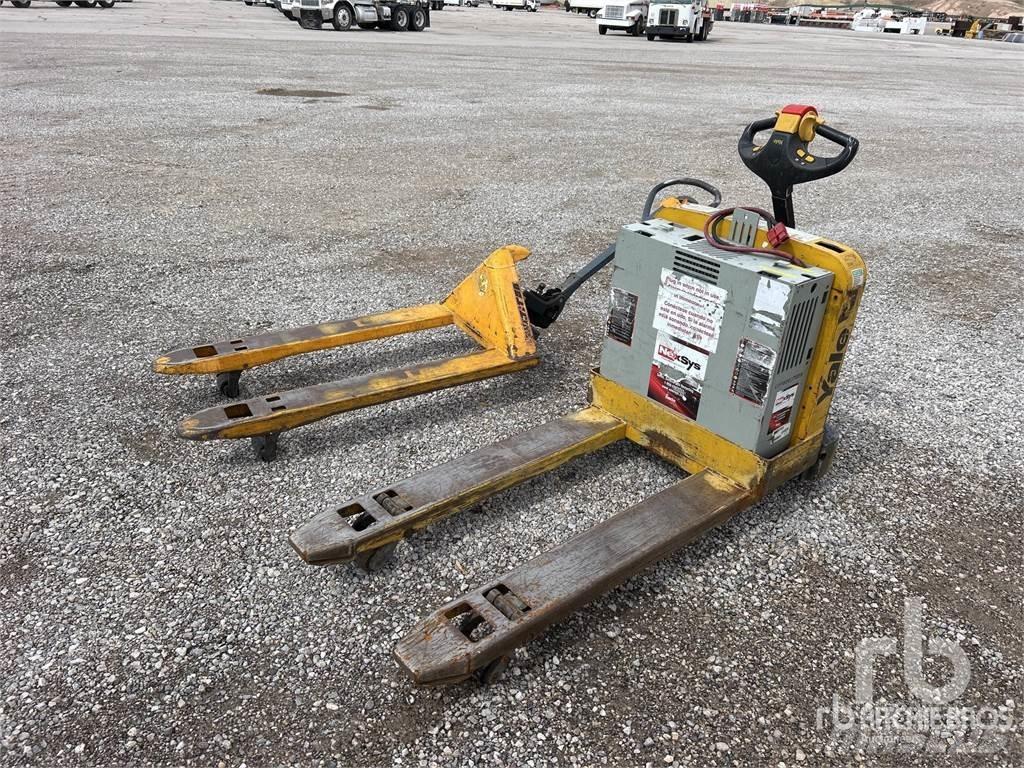  Quantity of (2) 中古パレットラック