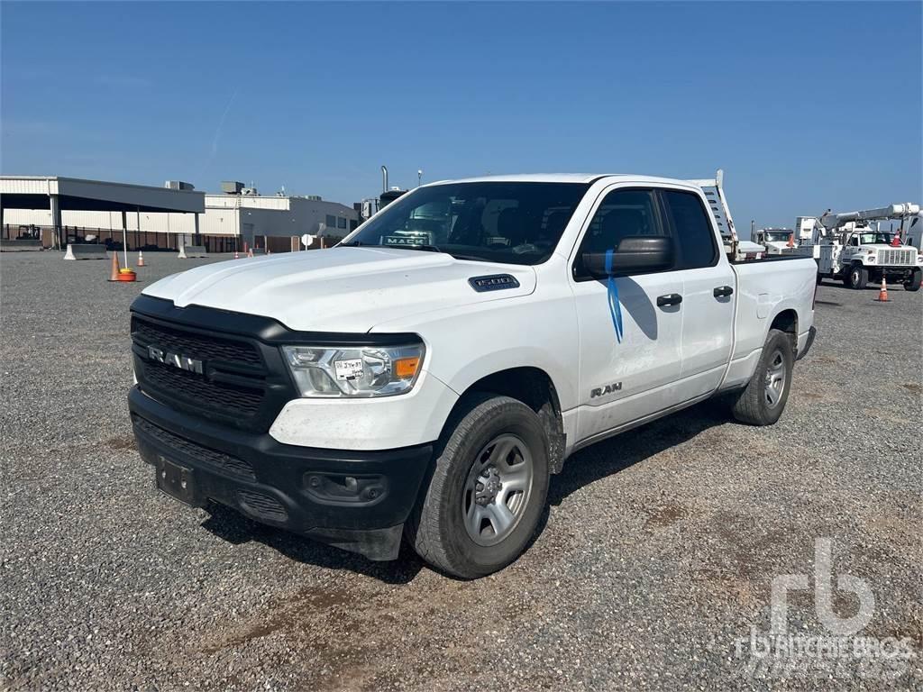 RAM 1500 ピックアップ／ドロップサイド