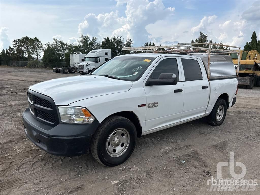 RAM 1500 ピックアップ／ドロップサイド