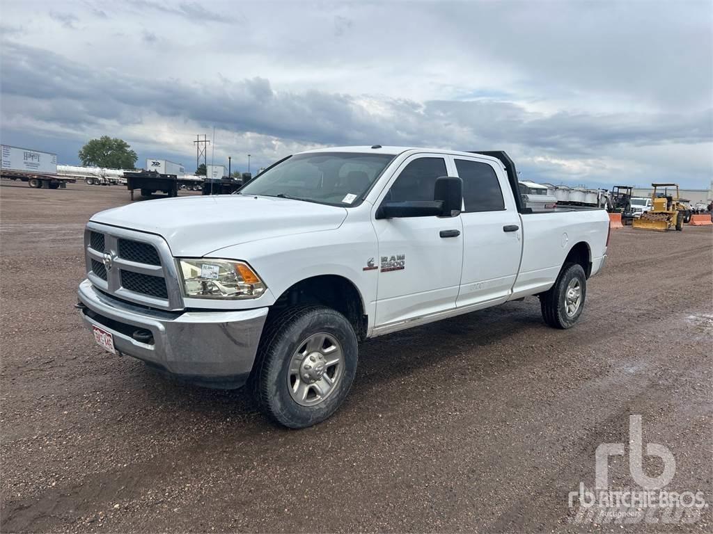 RAM 2500 ピックアップ／ドロップサイド