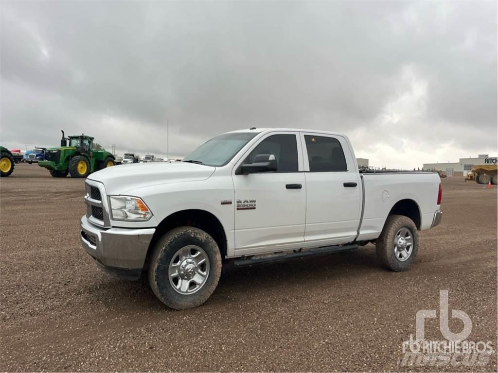 RAM 2500 ピックアップ／ドロップサイド