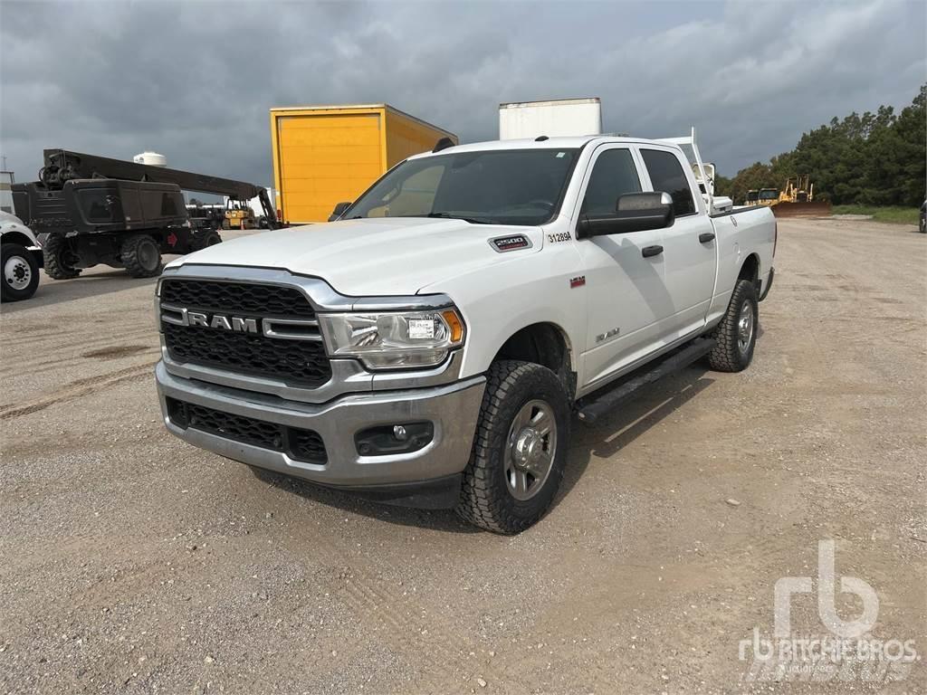 RAM 2500 ピックアップ／ドロップサイド