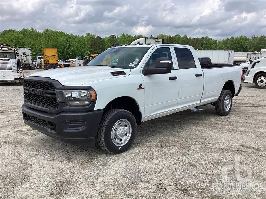 RAM 2500 ピックアップ／ドロップサイド