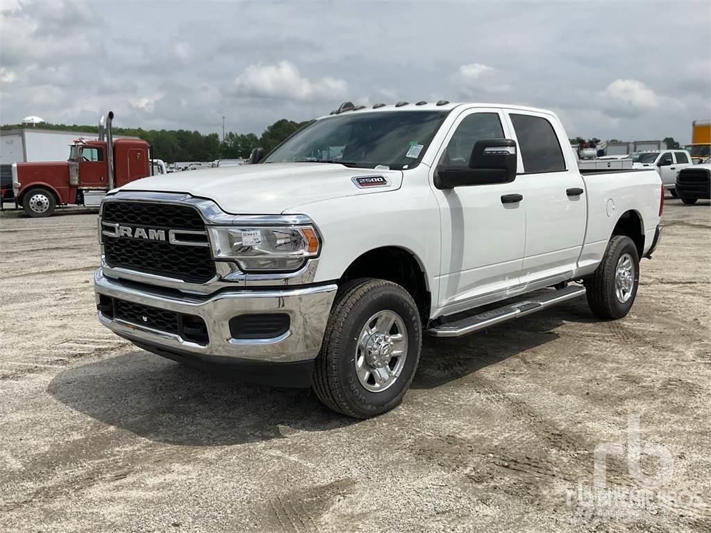 RAM 2500 ピックアップ／ドロップサイド