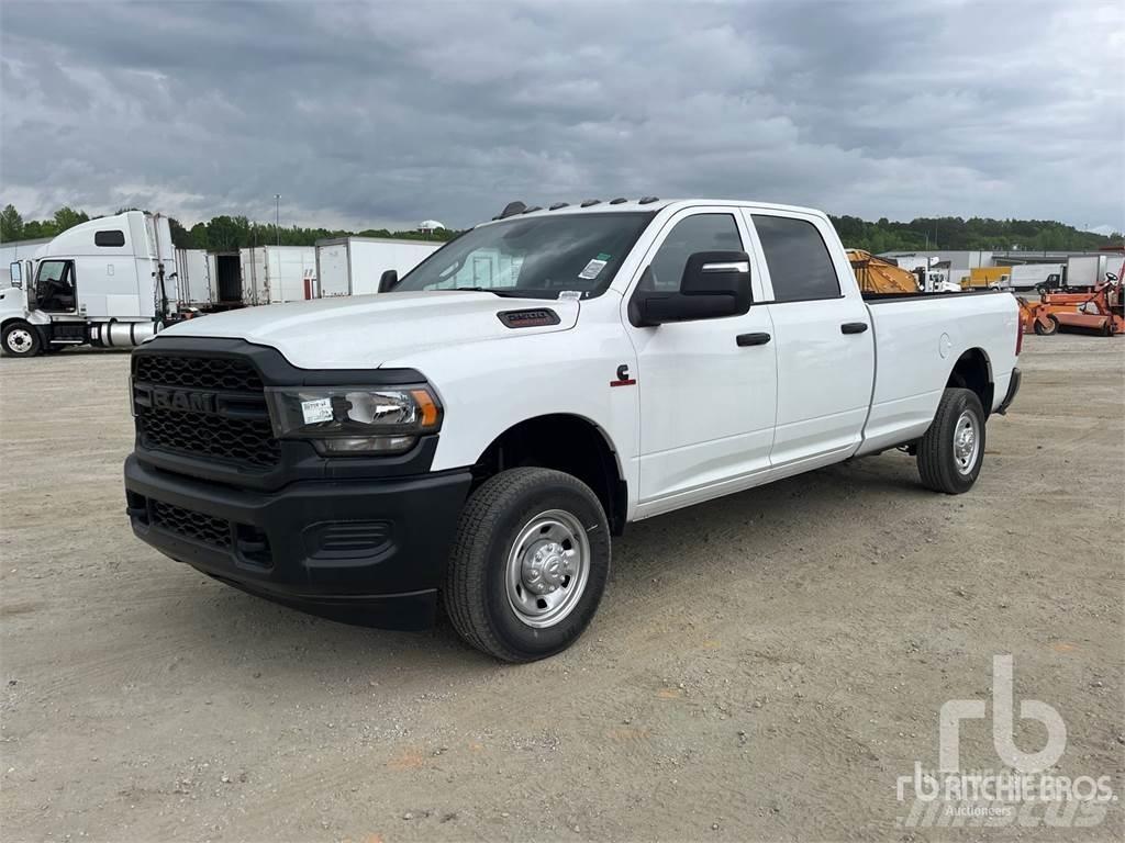 RAM 2500 ピックアップ／ドロップサイド