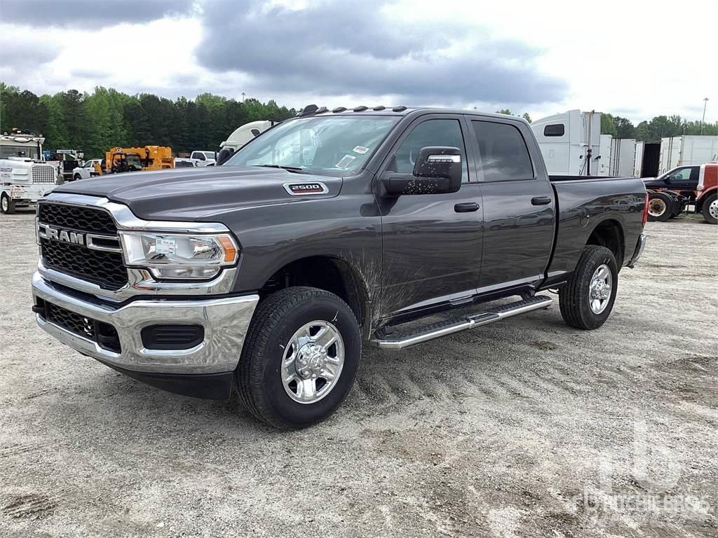 RAM 2500 ピックアップ／ドロップサイド