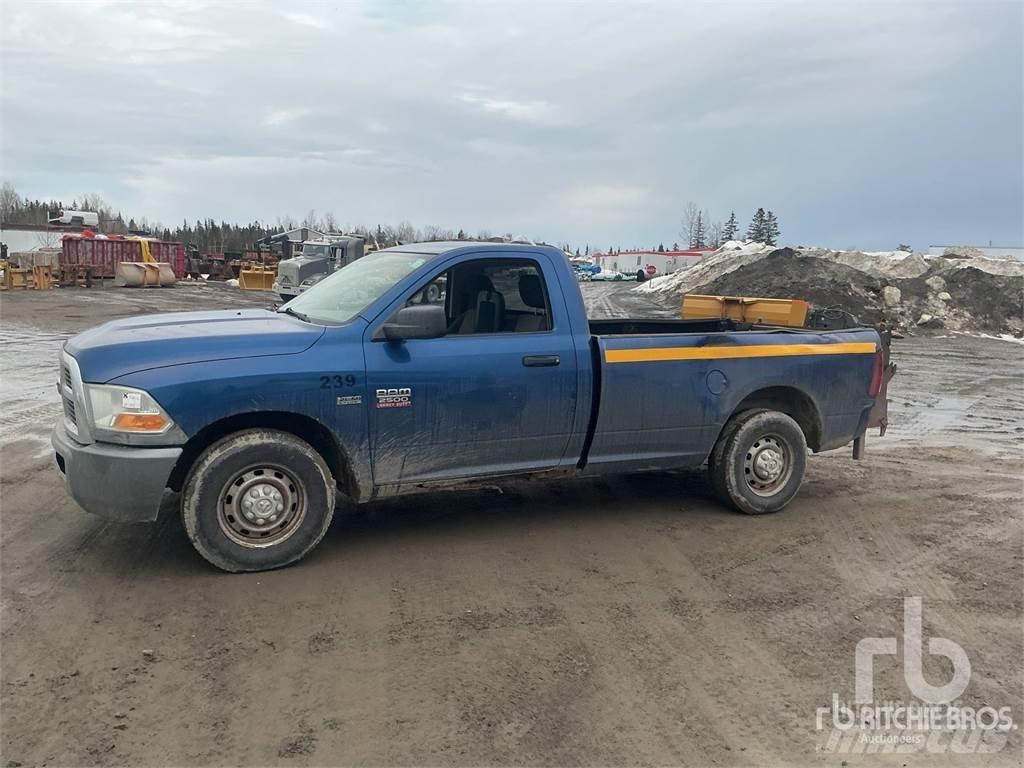 RAM 2500 ピックアップ／ドロップサイド