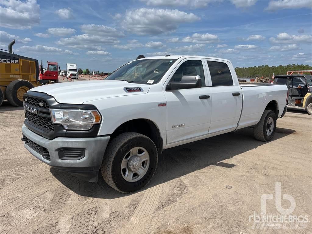 RAM 2500 ピックアップ／ドロップサイド