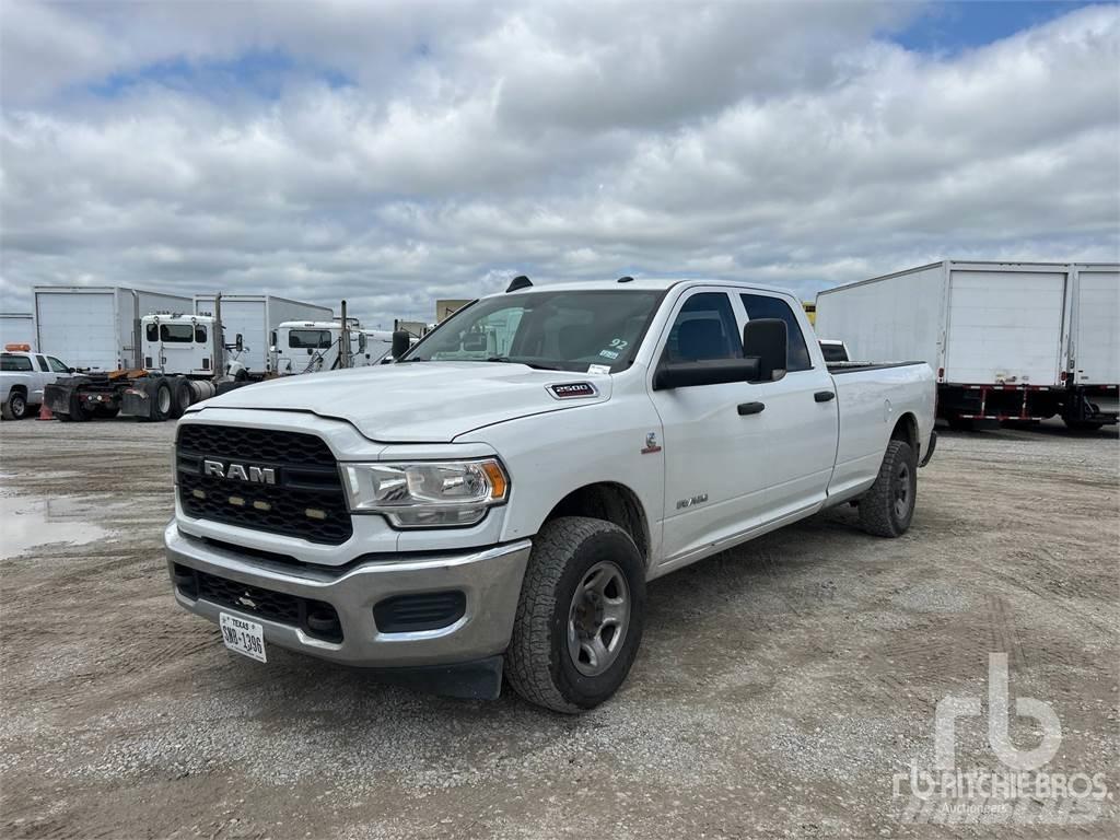 RAM 2500 ピックアップ／ドロップサイド
